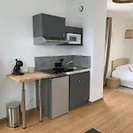 Les Jardins Avec Terrasse דירה *