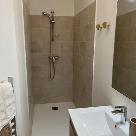 Les Jardins Avec Terrasse أميا