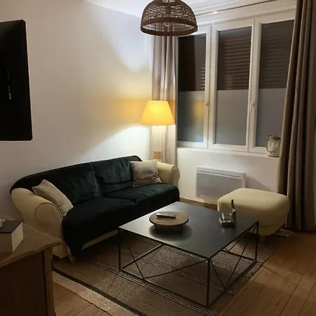 Les Jardins Avec Terrasse אמיינס