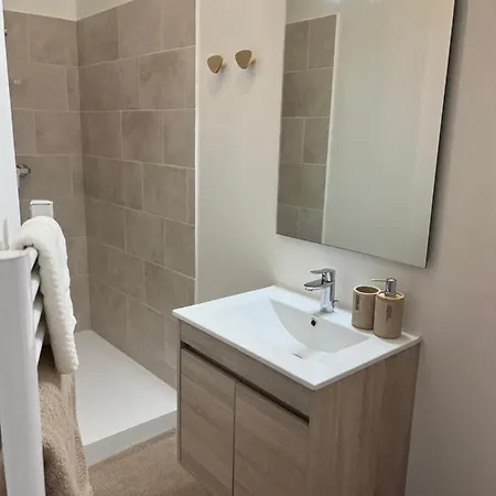 شقة Les Jardins Avec Terrasse